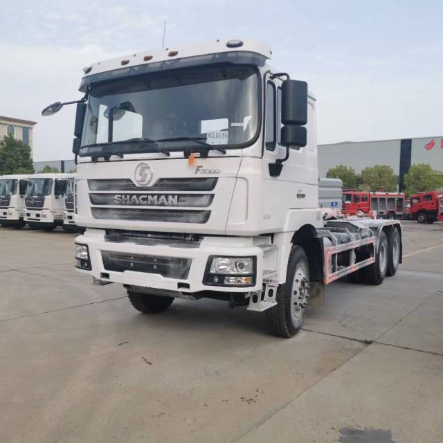 SHACMAN Automobile F3000 6 × 4 hook arm garbage truck