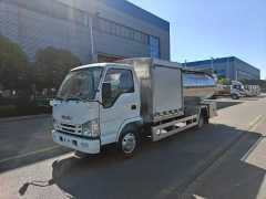 Isuzu 4×2 Fresh Milk Refrigerated Truck