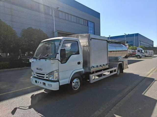 Isuzu 4×2 Fresh Milk Refrigerated Truck