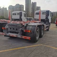 SHACMAN Automobile F3000 6 × 4 hook arm garbage truck