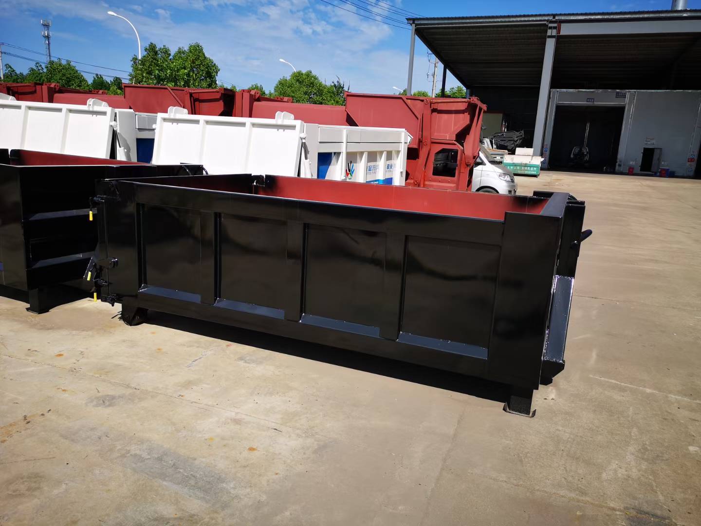 Garbage bins can be customized
