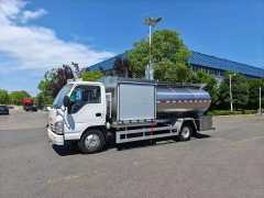 Isuzu 4×2 Fresh Milk Refrigerated Truck