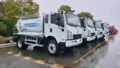 Shacman X9 4 × 2 sewage suction truck
