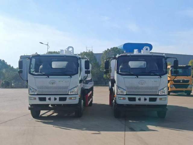 FAW cleaning and suction truck
