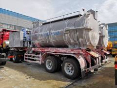 Three axle suction tank trailer