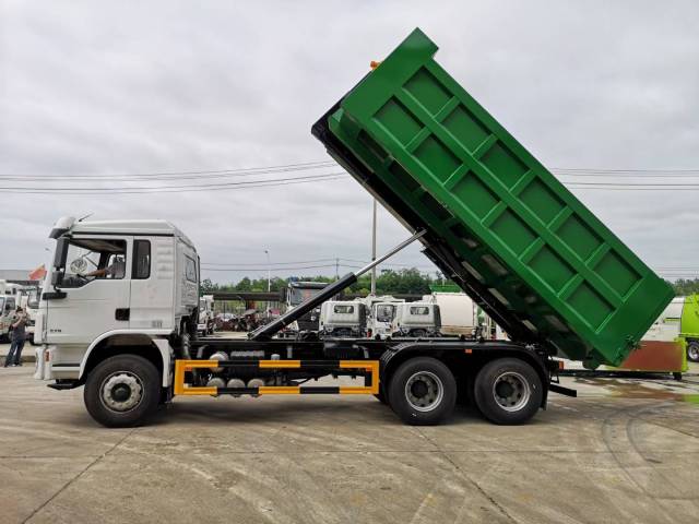 SHACMAN L3000 6X4 20-ton Hook-arm Garbage Truck