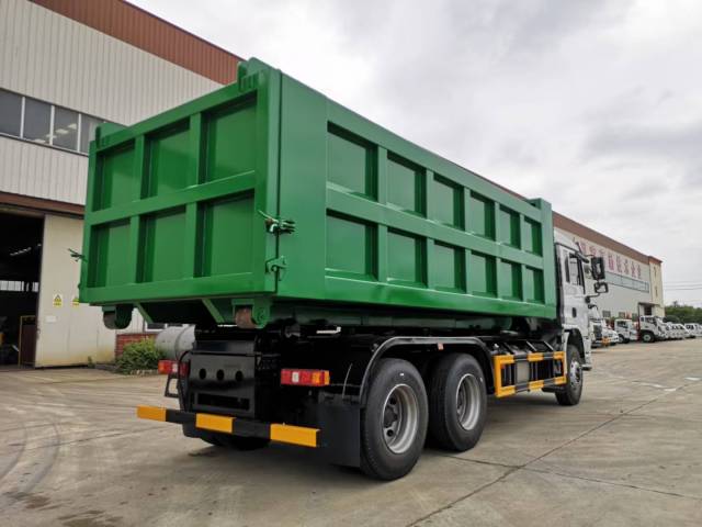 SHACMAN L3000 6X4 20-ton Hook-arm Garbage Truck