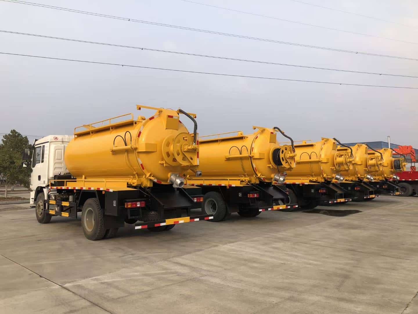 Shacman L3000 4×2 Cleaning and Vacuum Truck
