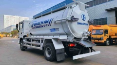 Shacman Delong H3000 4 × 2 15 cubic meter sewage suction truck