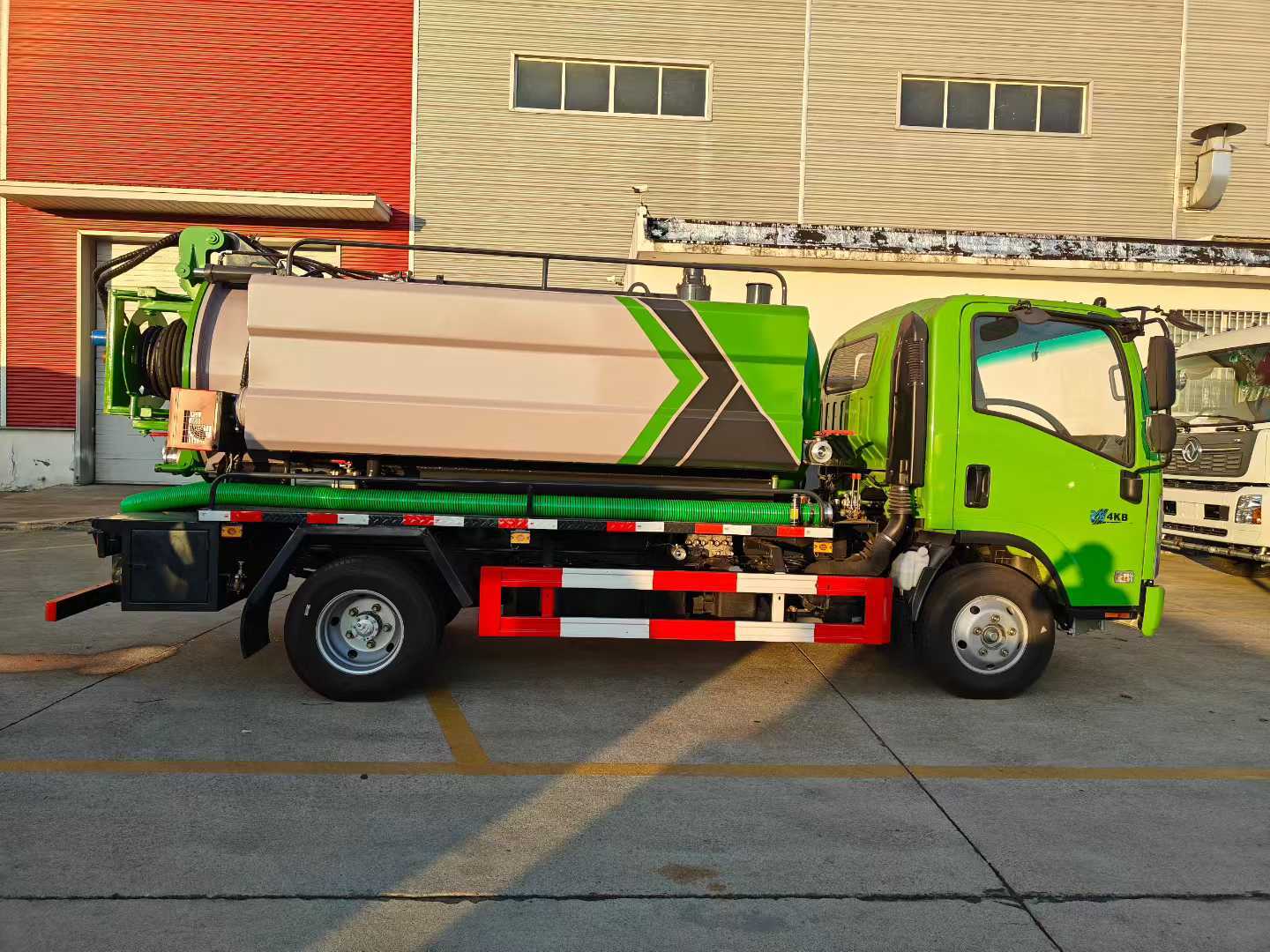 Isuzu 6-Cubic Meter Cleaning and Suction Truck