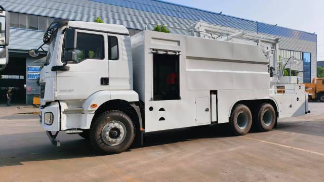 shacman Automobile Rear Double Bridge High altitude High pressure Cleaning Vehicle