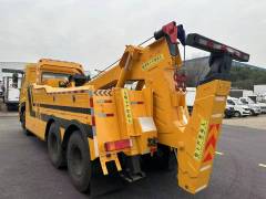 SHACMAN F3000 6 × 4 obstacle clearing vehicle