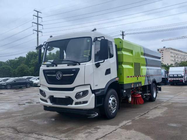 Dongfeng Tianjin washing and sweeping vehicle