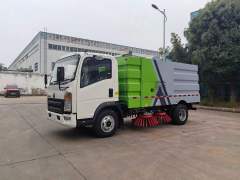 Heavy Duty Truck HOWO Road Sweeper