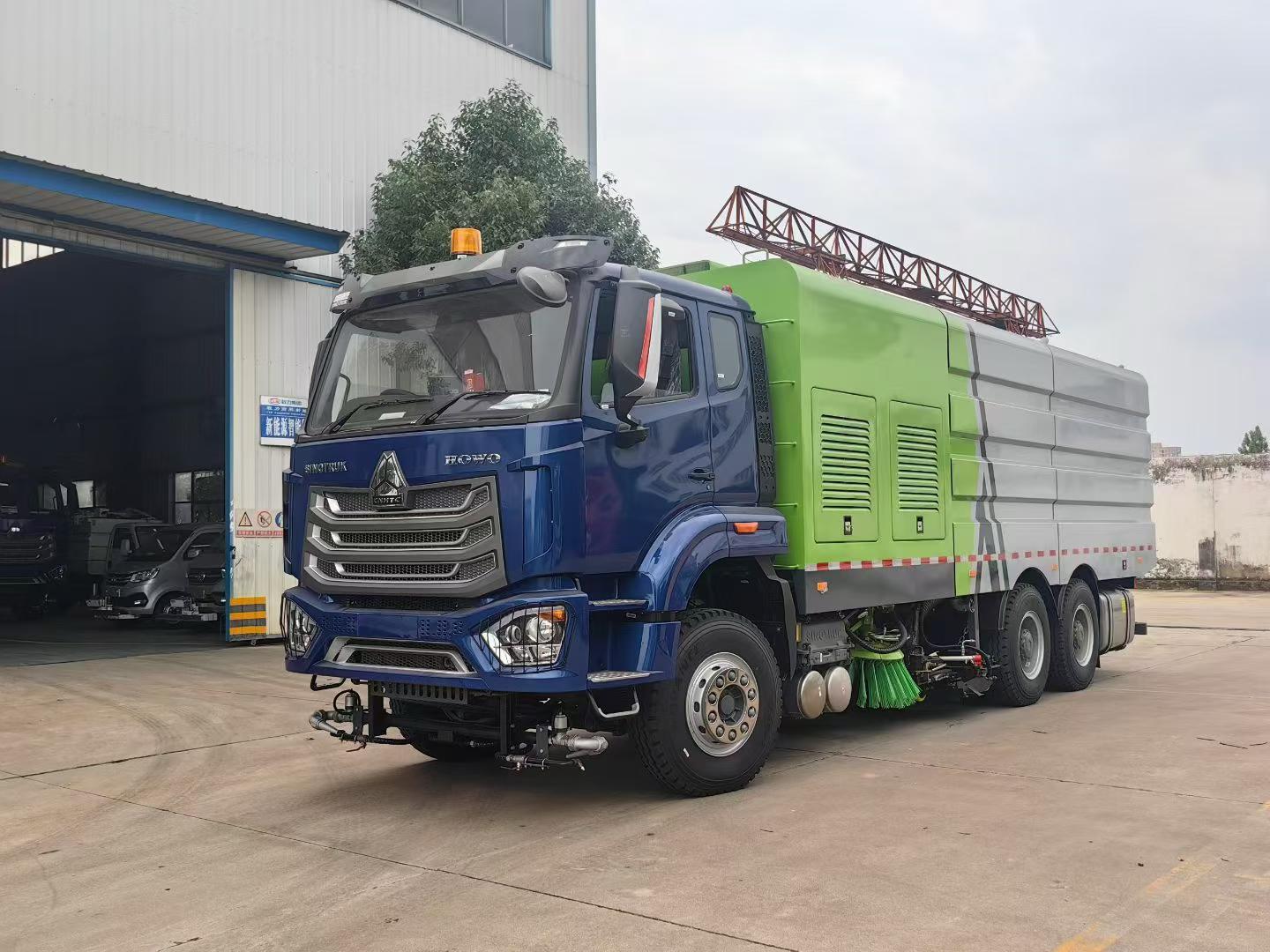 Heavy Duty Truck HOWO 6 × 4 Right Steering Cleaning and Sweeping Vehicle