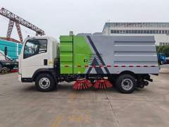 Heavy Duty Truck HOWO Road Sweeper