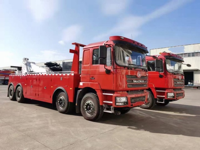 SHACMAN F3000 8 × 4 obstacle clearing vehicle