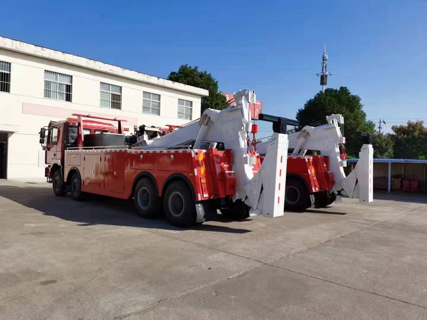 SHACMAN F3000 8 × 4 obstacle clearing vehicle