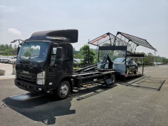 ISUZU 4X2 Full Floor Clearance Vehicle