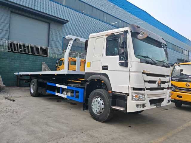 Heavy Duty Truck HOWO 10 ton Heavy duty Obstacle Clearing Vehicle
