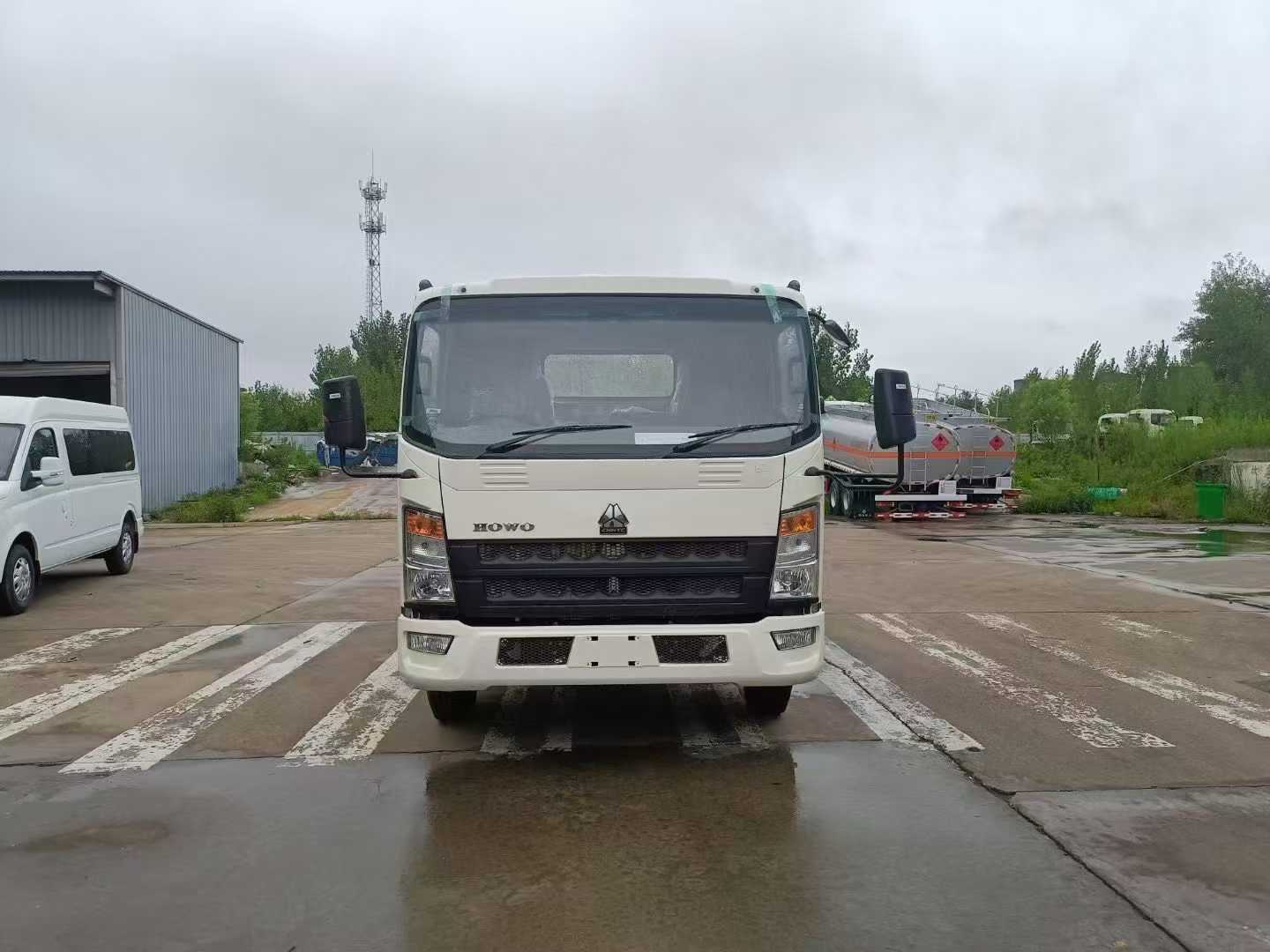 Heavy Duty Truck HOWO Light Truck Clearance Vehicle