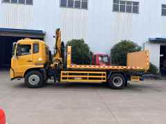 Dongfeng Tianjin Rescue Vehicle with Folding Crane