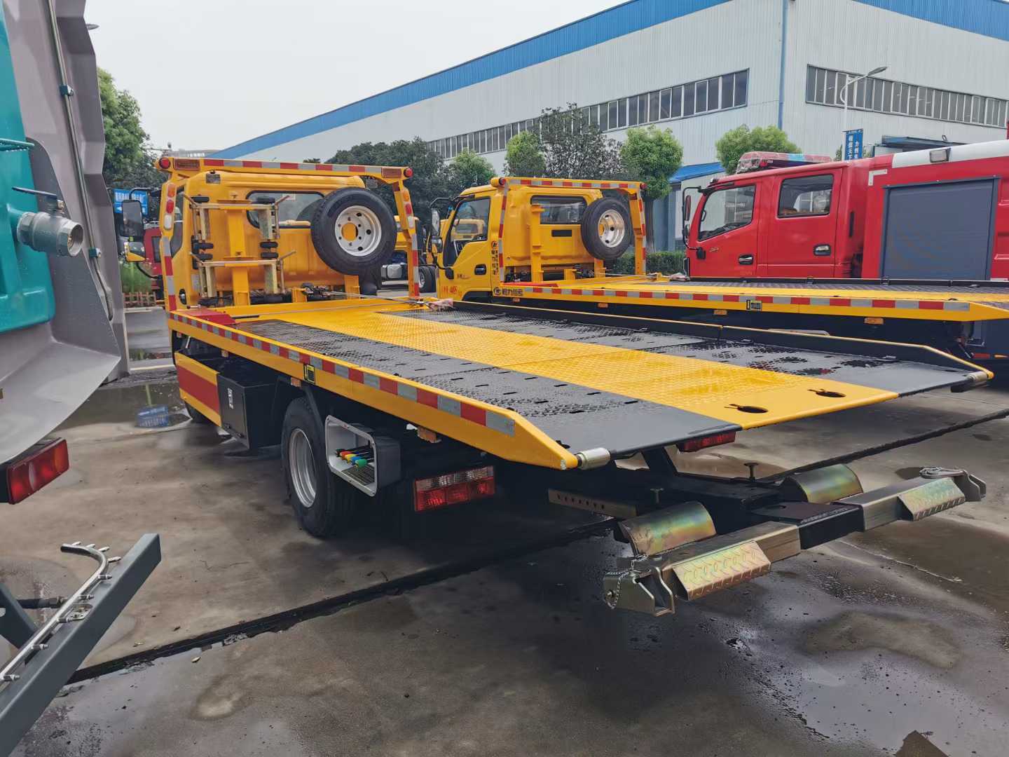 Dongfeng Kaipu 4X2 Recovery Vehicle