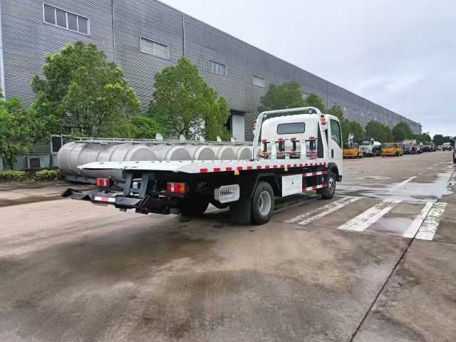 Heavy Duty Truck HOWO Light Truck Clearance Vehicle