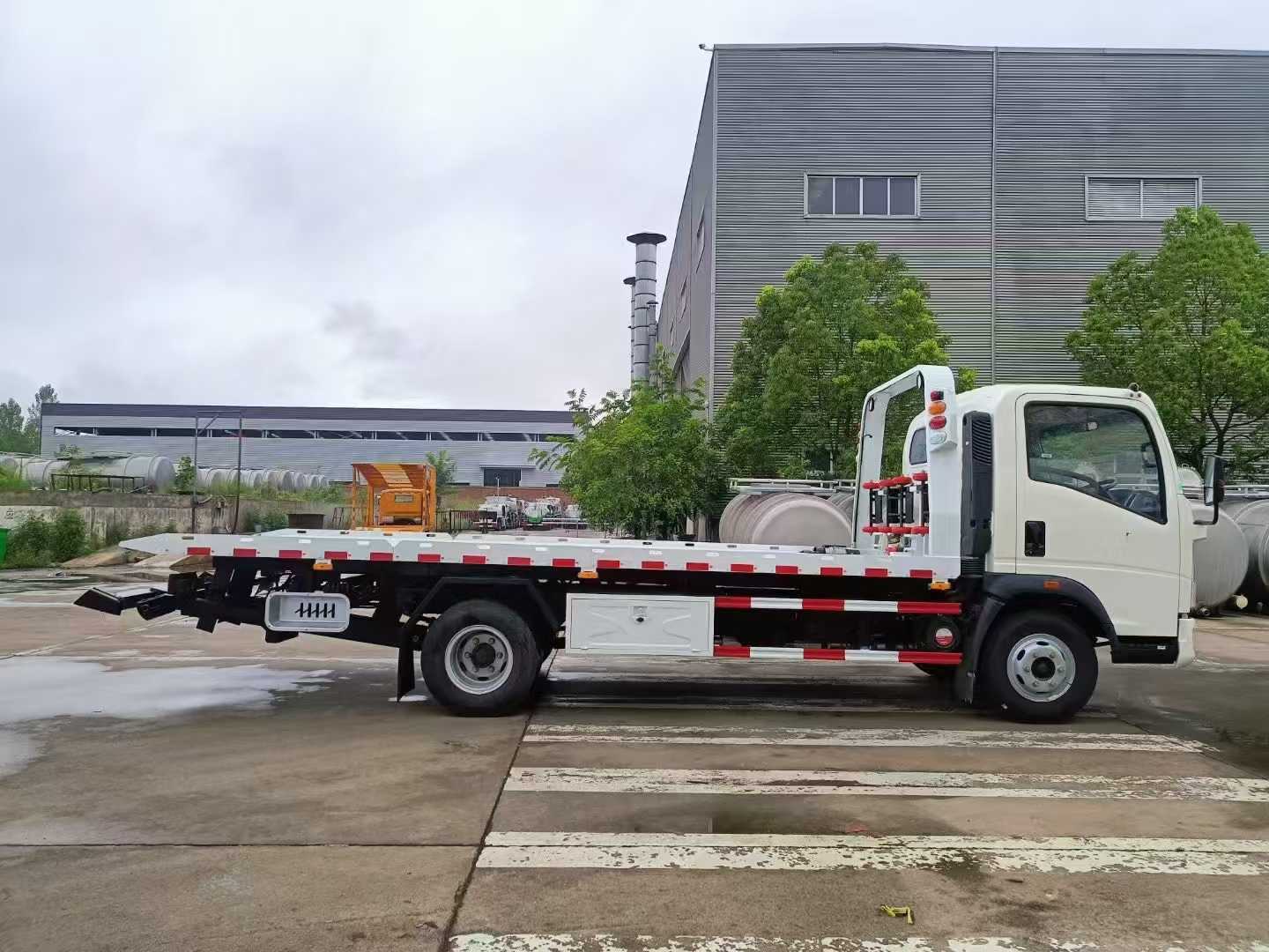 Heavy Duty Truck HOWO Light Truck Clearance Vehicle