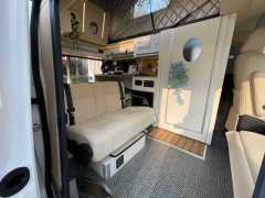 Heavy Duty Truck Pioneer Official Short Shaft Low Top Ascending Five Seat with Pulling Toilet