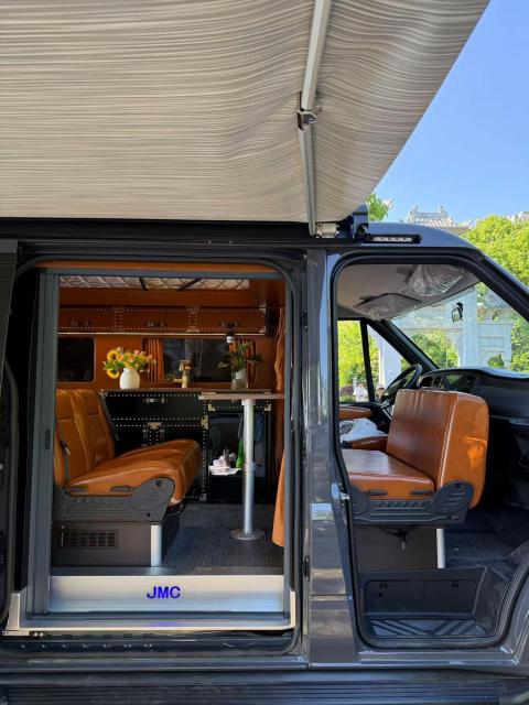 Jiangling Fushun Short Axle Low Top with Ascending Roof RV Retro Style