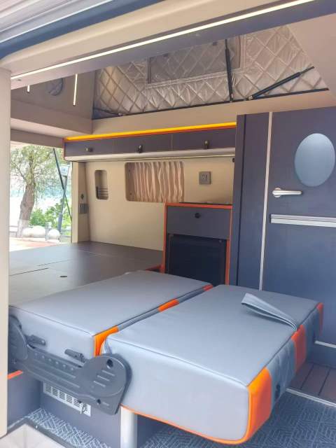 Jiangling Fushun short axis low top with raised roof small RV