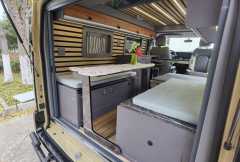 Jiangling Fushun Short Axle Ascending Camping Car