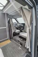Heavy Duty Truck Pioneer Official Short Shaft Low Top Lift 4 Seats