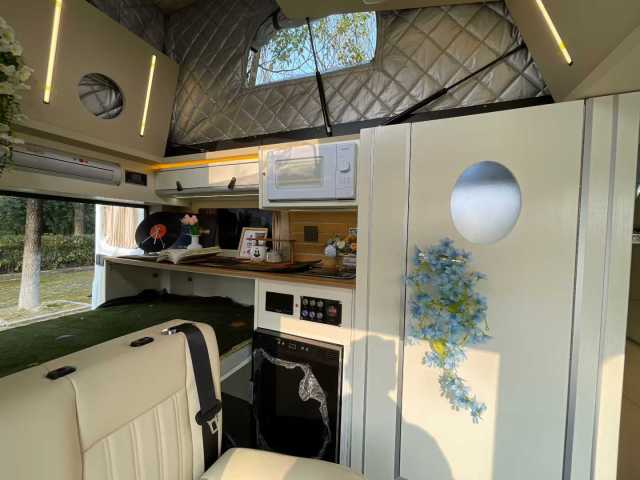Heavy Duty Truck Pioneer Official Short Shaft Low Top Ascending Five Seat with Pulling Toilet