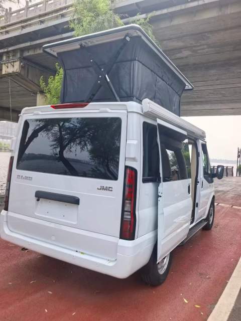 Jiangling Fushun short axis low top with raised roof small RV