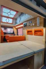 Heavy Truck Pioneer Official Short Axle Low Top Up Camping Vehicle