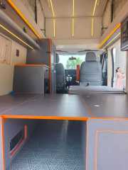 Jiangling Fushun short axis low top with raised roof small RV