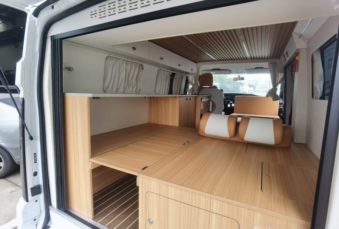 Jiangling Fushun Short Axle Low Top RV
