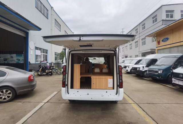 Jiangling Fushun Short Axle Low Top RV
