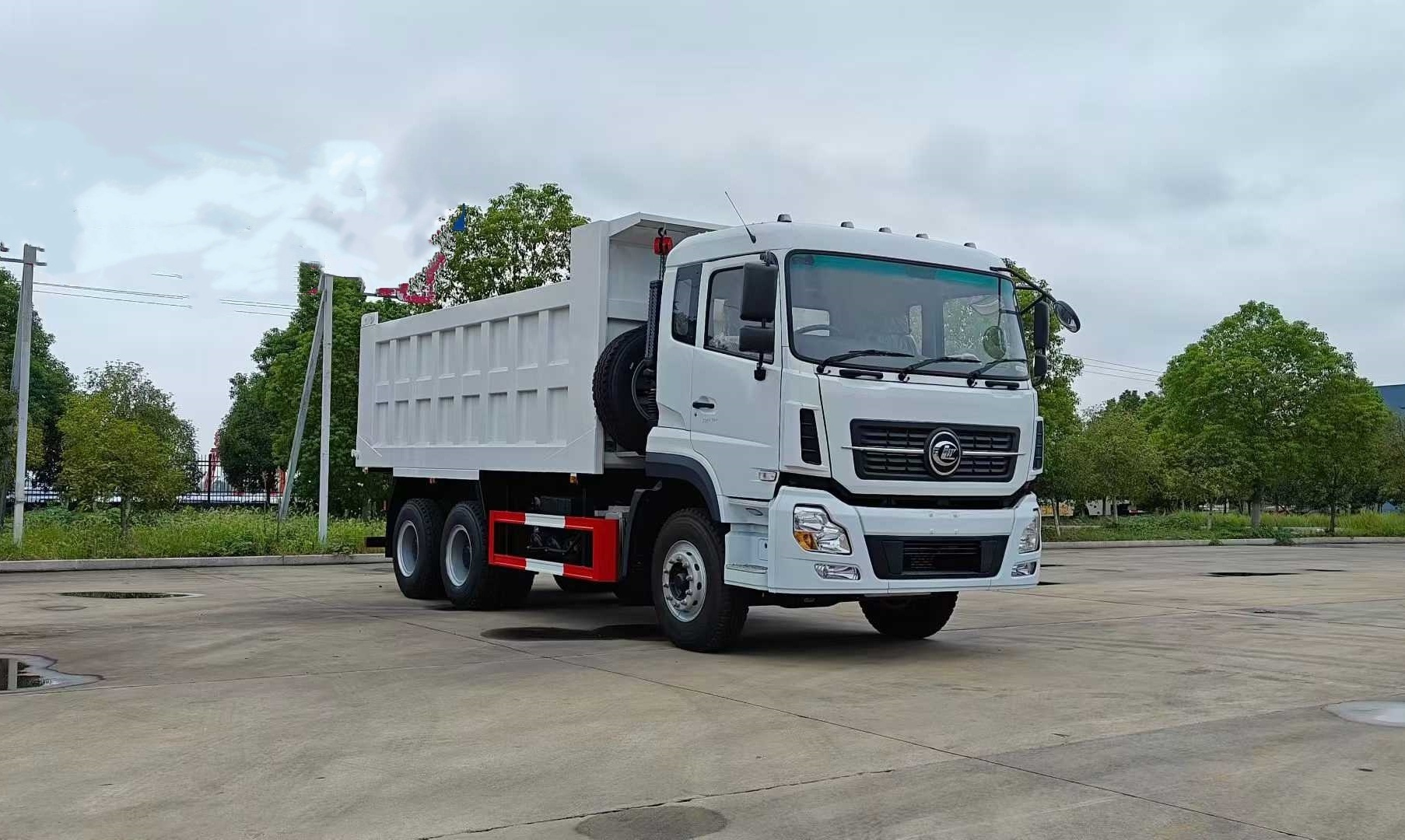 Cheng Li brand right-hand drive 6 × 4 dump truck