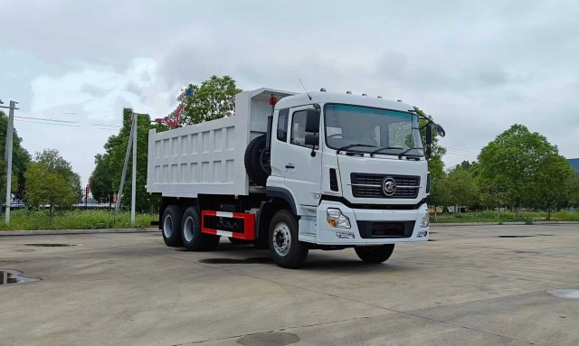 Cheng Li brand right-hand drive 6 × 4 dump truck