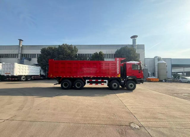 SHACMAN F3000 8×4 Dump Truck