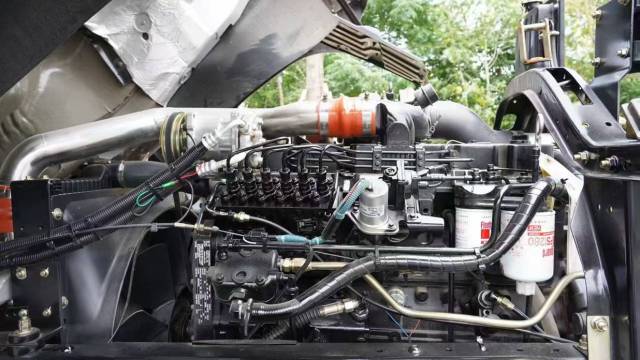 Dongfeng 4×4 Dump Truck