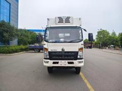 Sinotruk HOWO 4.2-meter Refrigerated Truck