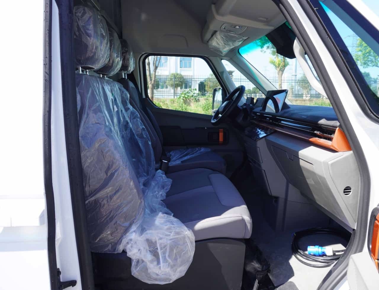 Geely Remote Super VAN (100 kWh) Refrigerated Truck