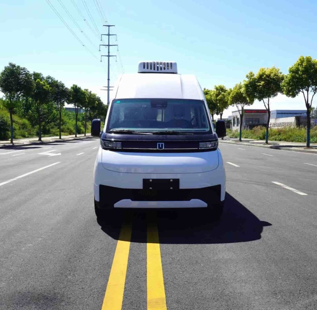 Geely Remote Super VAN (100 kWh) Refrigerated Truck