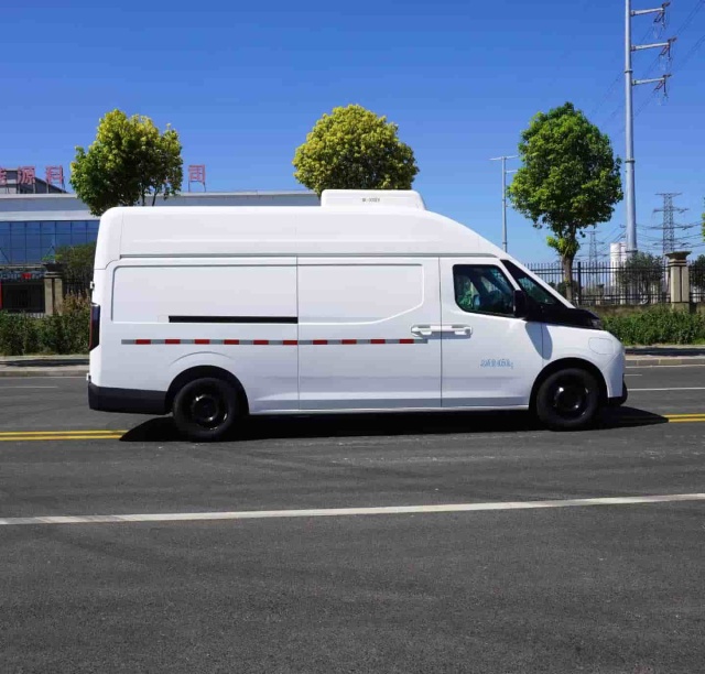 Geely Remote Super VAN (100 kWh) Refrigerated Truck