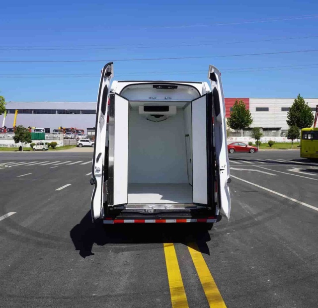 Geely Remote Super VAN (100 kWh) Refrigerated Truck