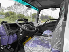 Isuzu KV100 refrigerated vehicle